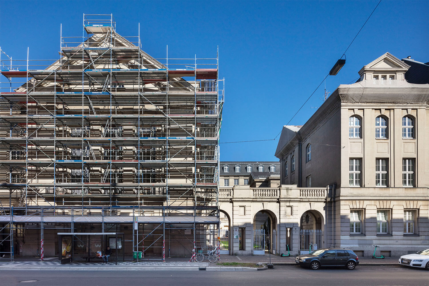 Denkmalgerechte Dach- und Fachsanierung Lessing Gymnasium, Düsseldorf