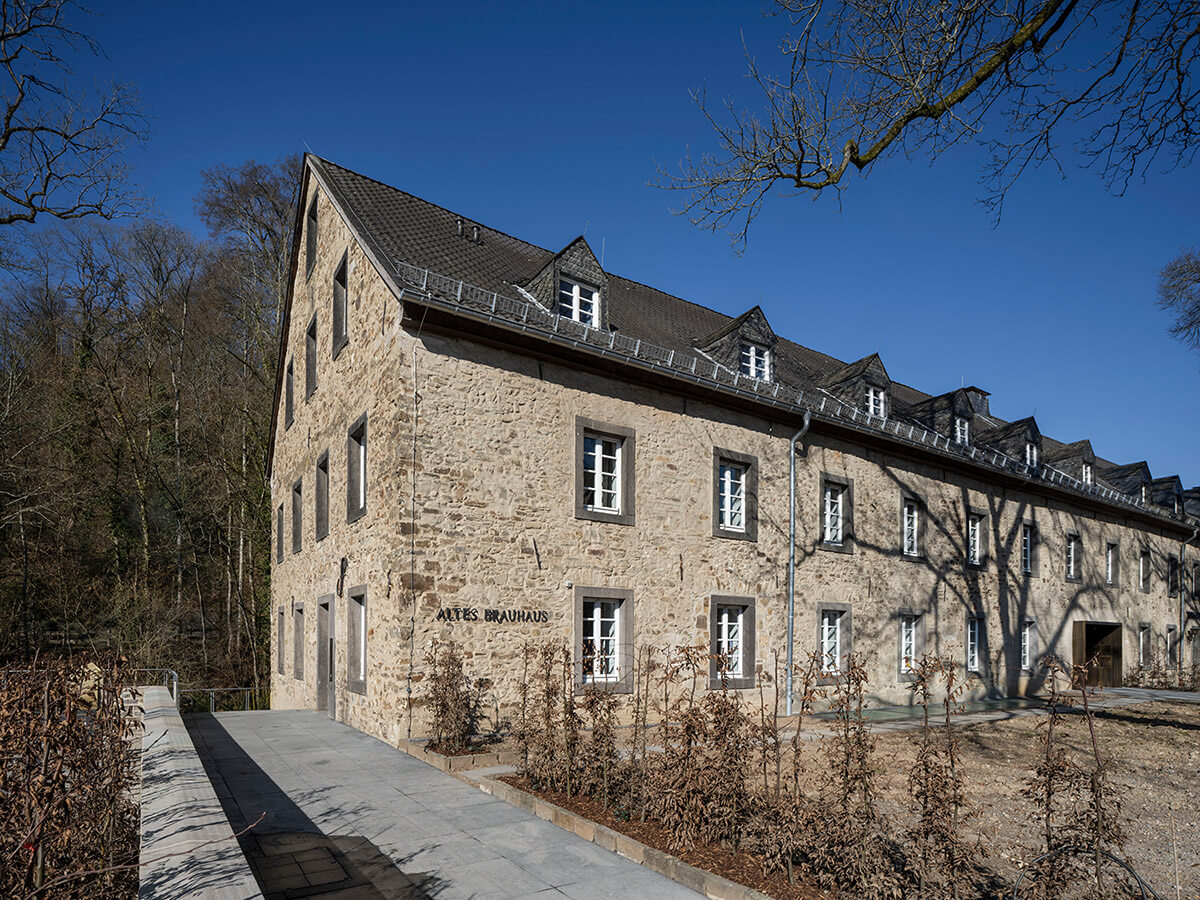 Edith-Stein-Haus Aussenanlage